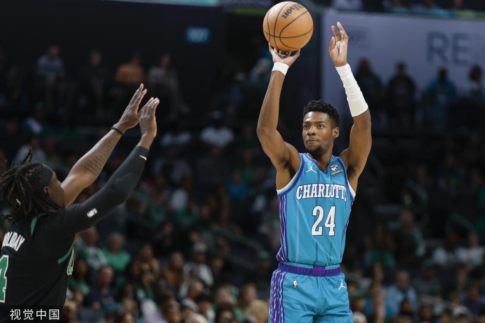 占据绝对优 占据绝对优