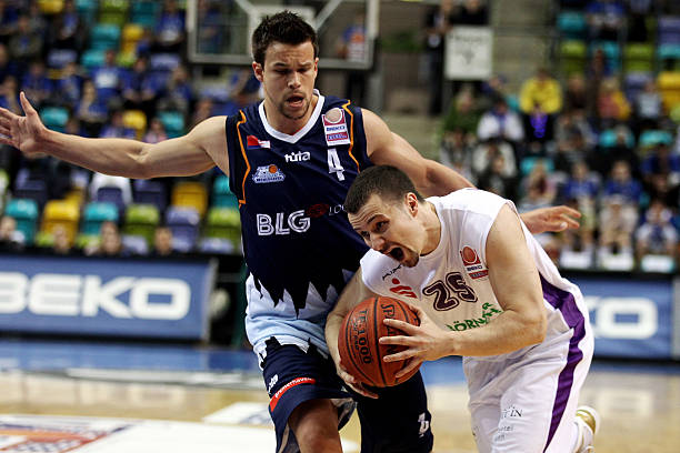 在面对不同 在面对不同