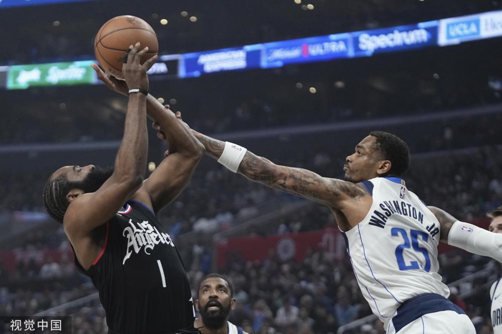 姆在场时对 姆在场时对